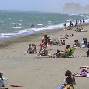 Apartamento En Calle Mendoza - Zona Huelin & 300 Mts De La Playa Malaga